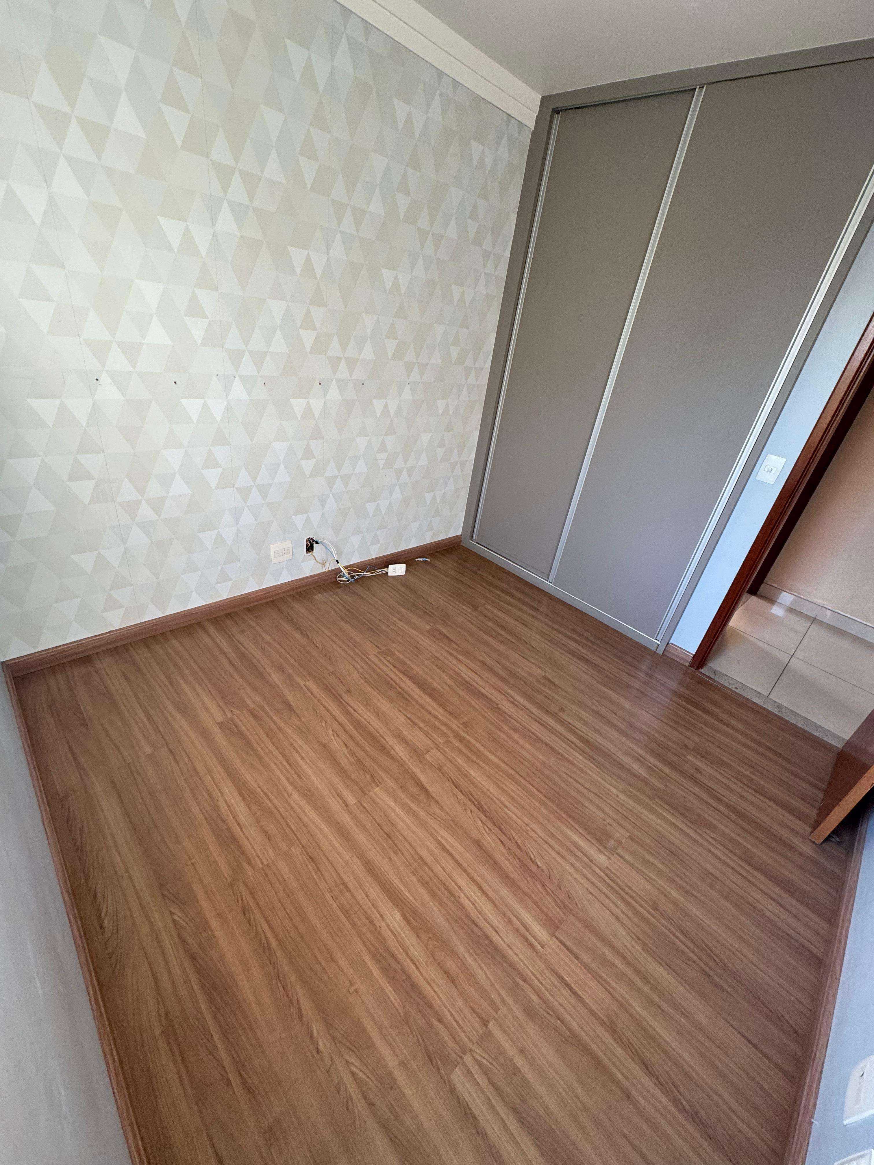 Apartamento à venda com 3 quartos, 95m² - Foto 9