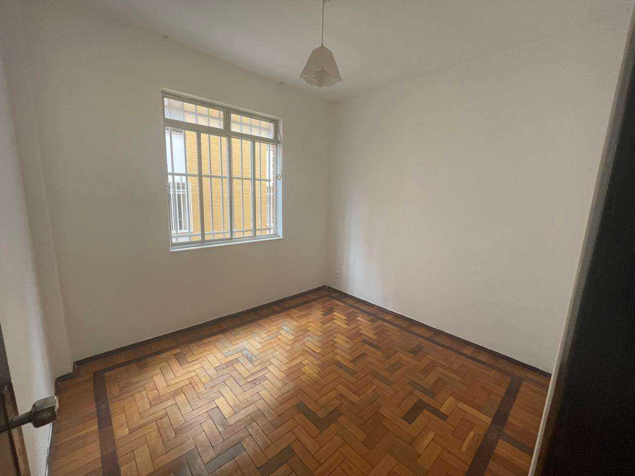 Apartamento à venda com 4 quartos, 150m² - Foto 3