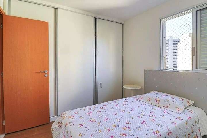 Apartamento à venda com 2 quartos, 59m² - Foto 4