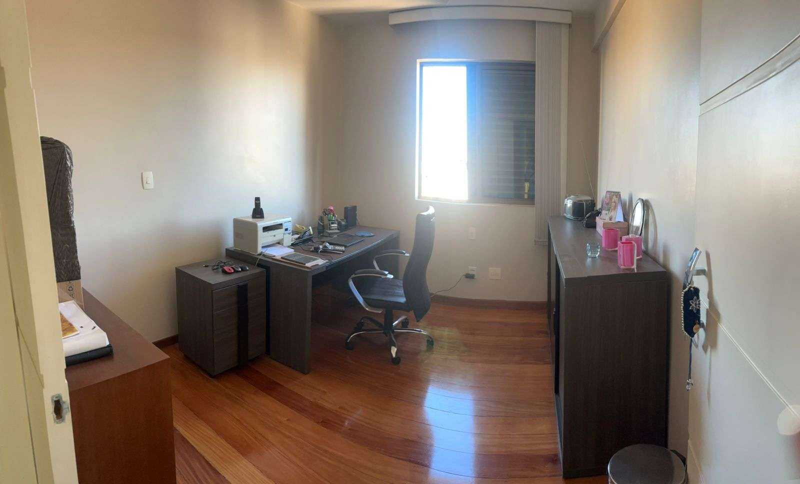 Apartamento à venda com 4 quartos, 188m² - Foto 2