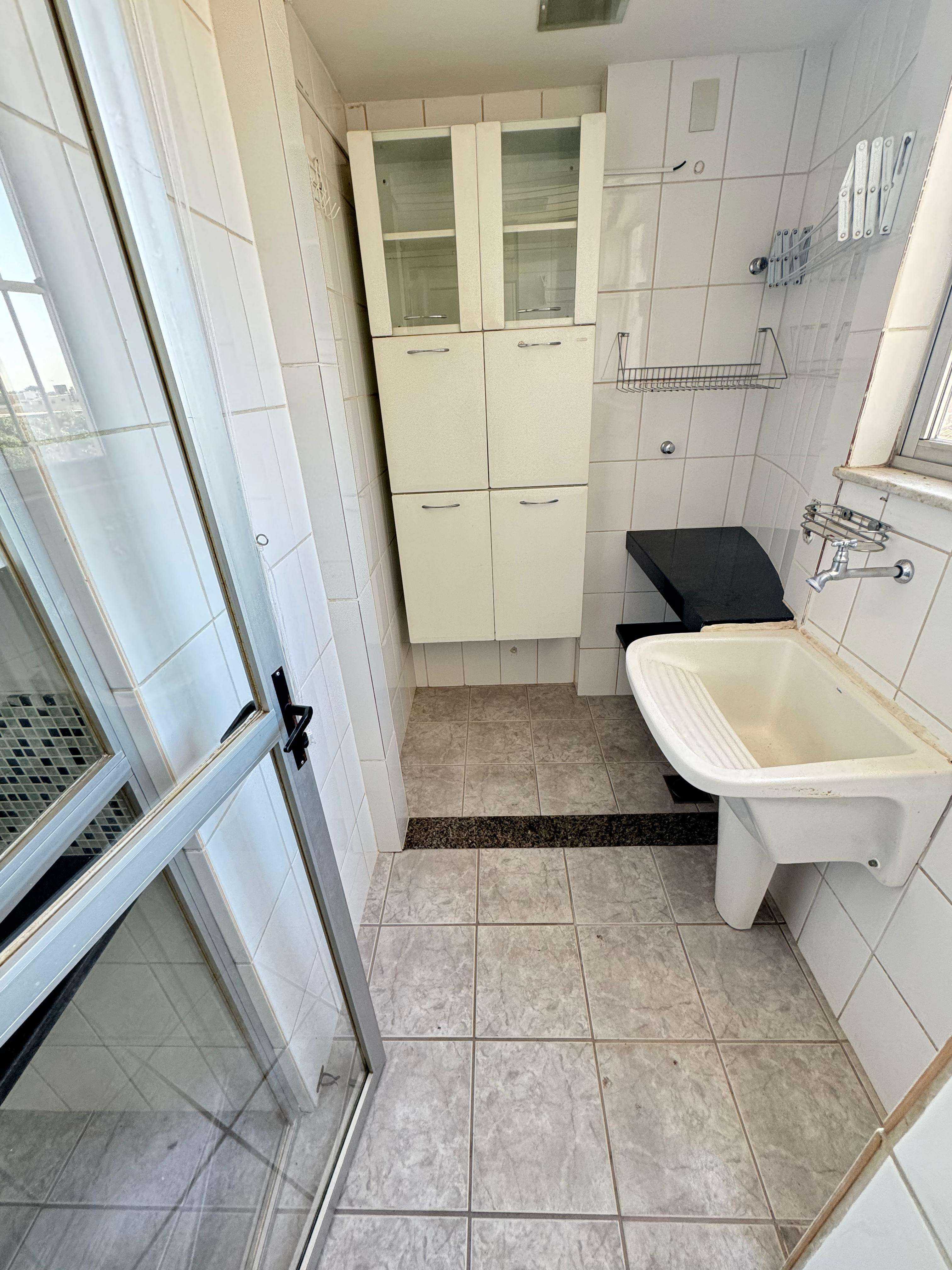 Apartamento à venda com 3 quartos, 75m² - Foto 10