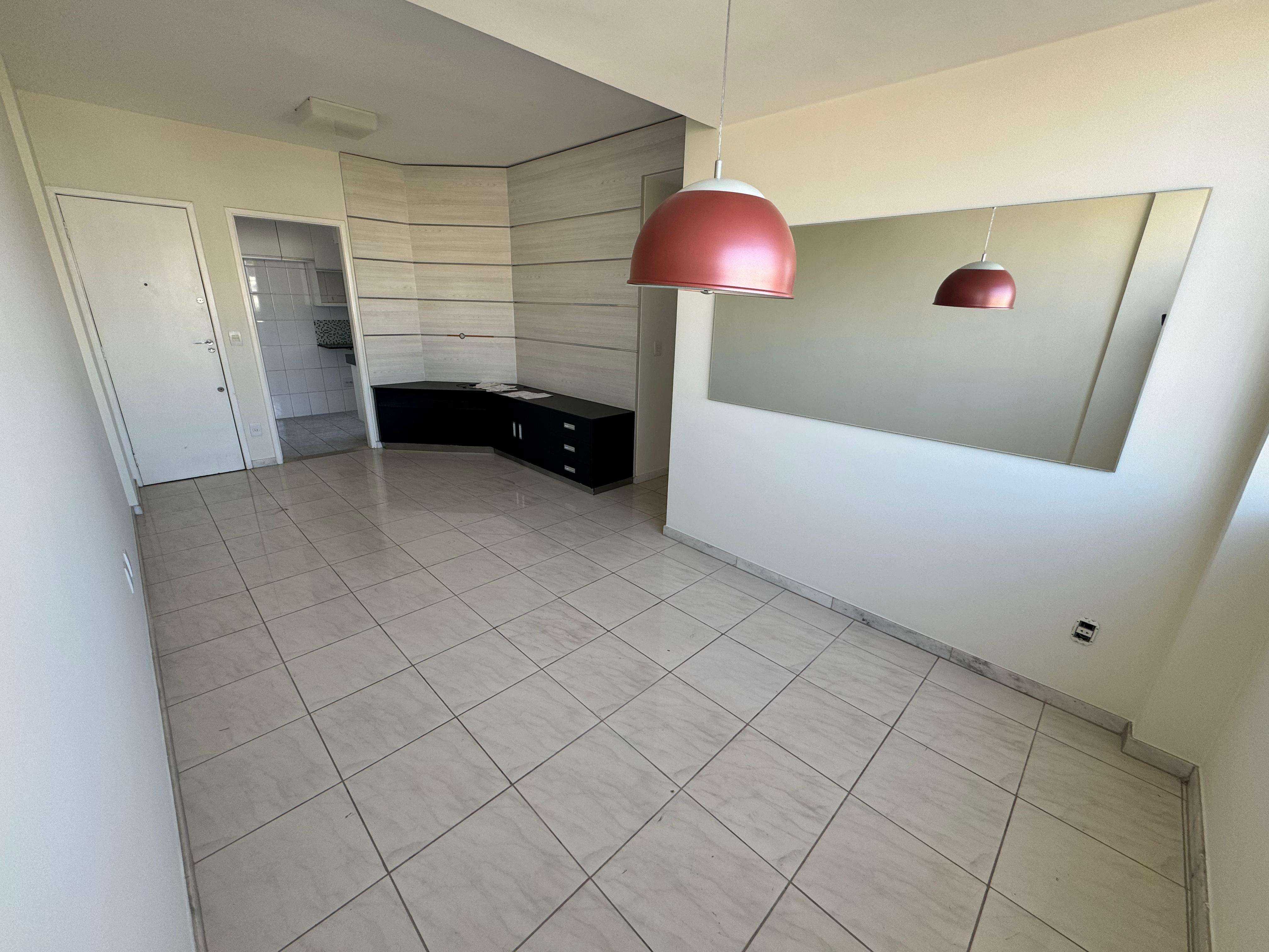 Apartamento à venda com 3 quartos, 75m² - Foto 2