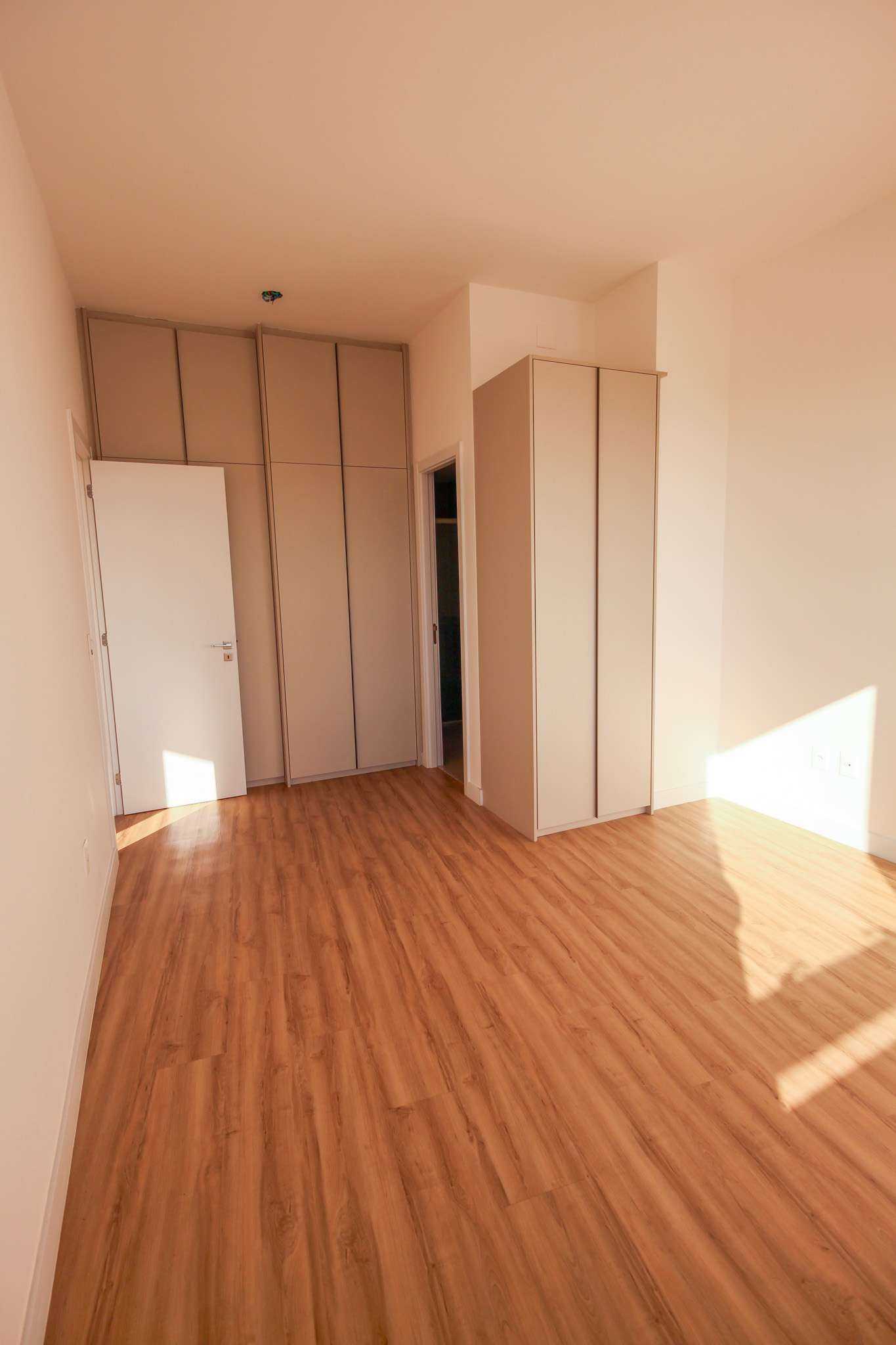 Apartamento à venda com 2 quartos, 75m² - Foto 10