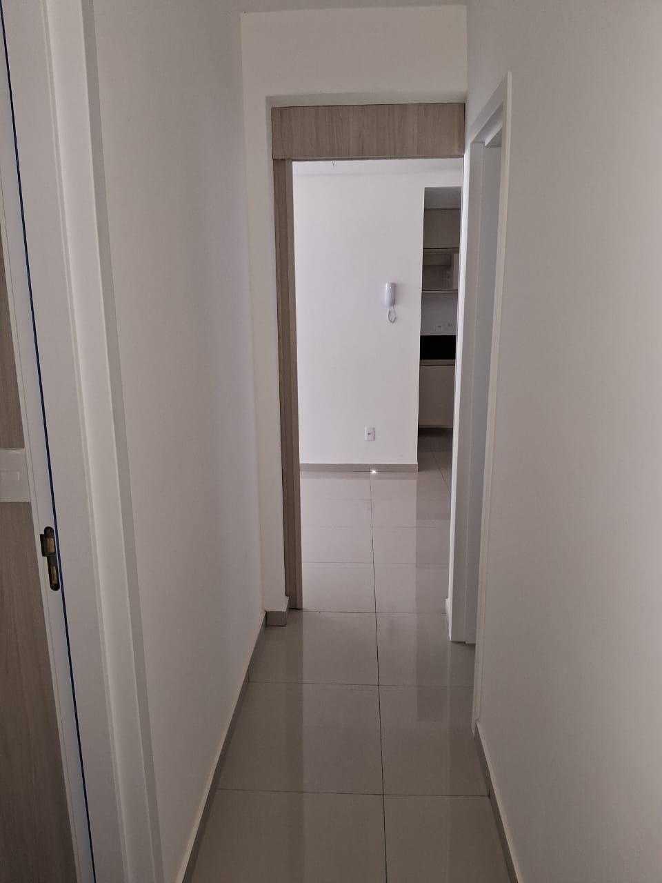 Apartamento à venda com 2 quartos, 58m² - Foto 3