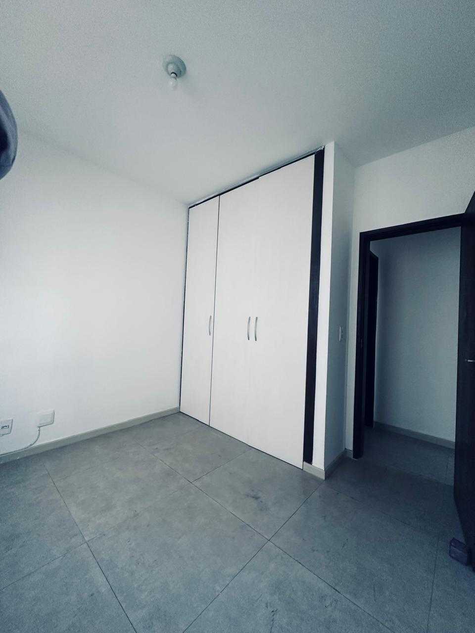 Apartamento para alugar com 2 quartos, 86m² - Foto 10