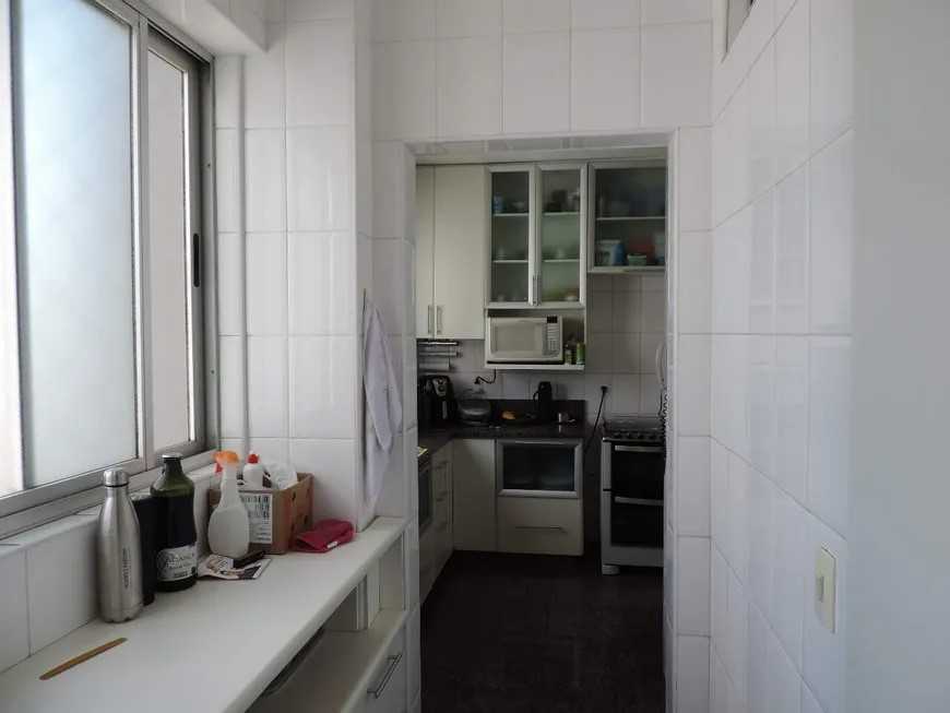 Apartamento à venda com 4 quartos, 140m² - Foto 11