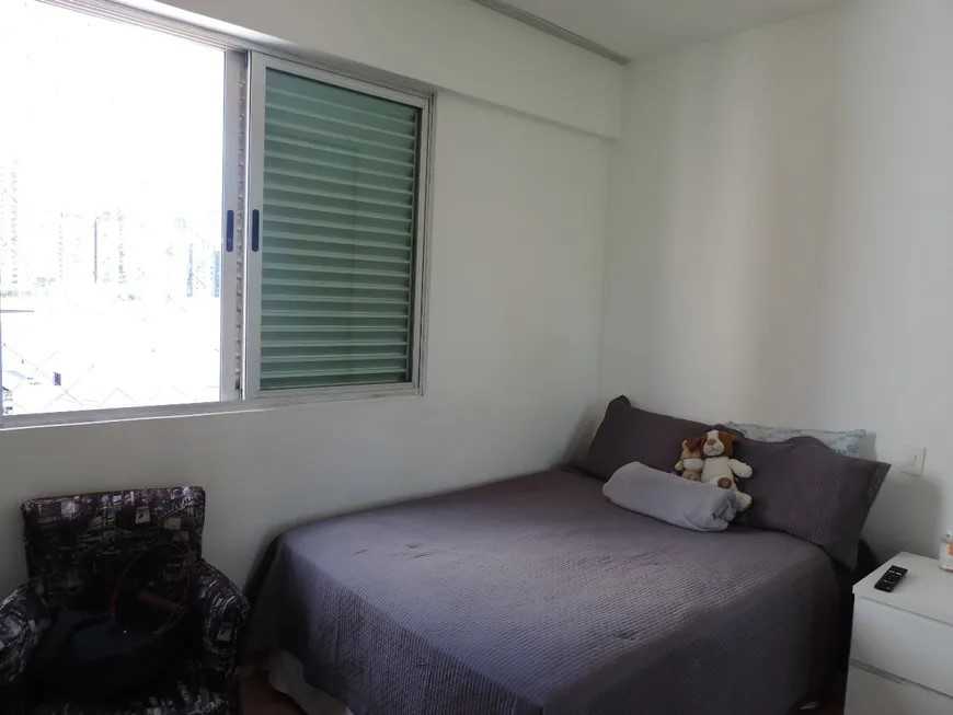 Apartamento à venda com 4 quartos, 140m² - Foto 4