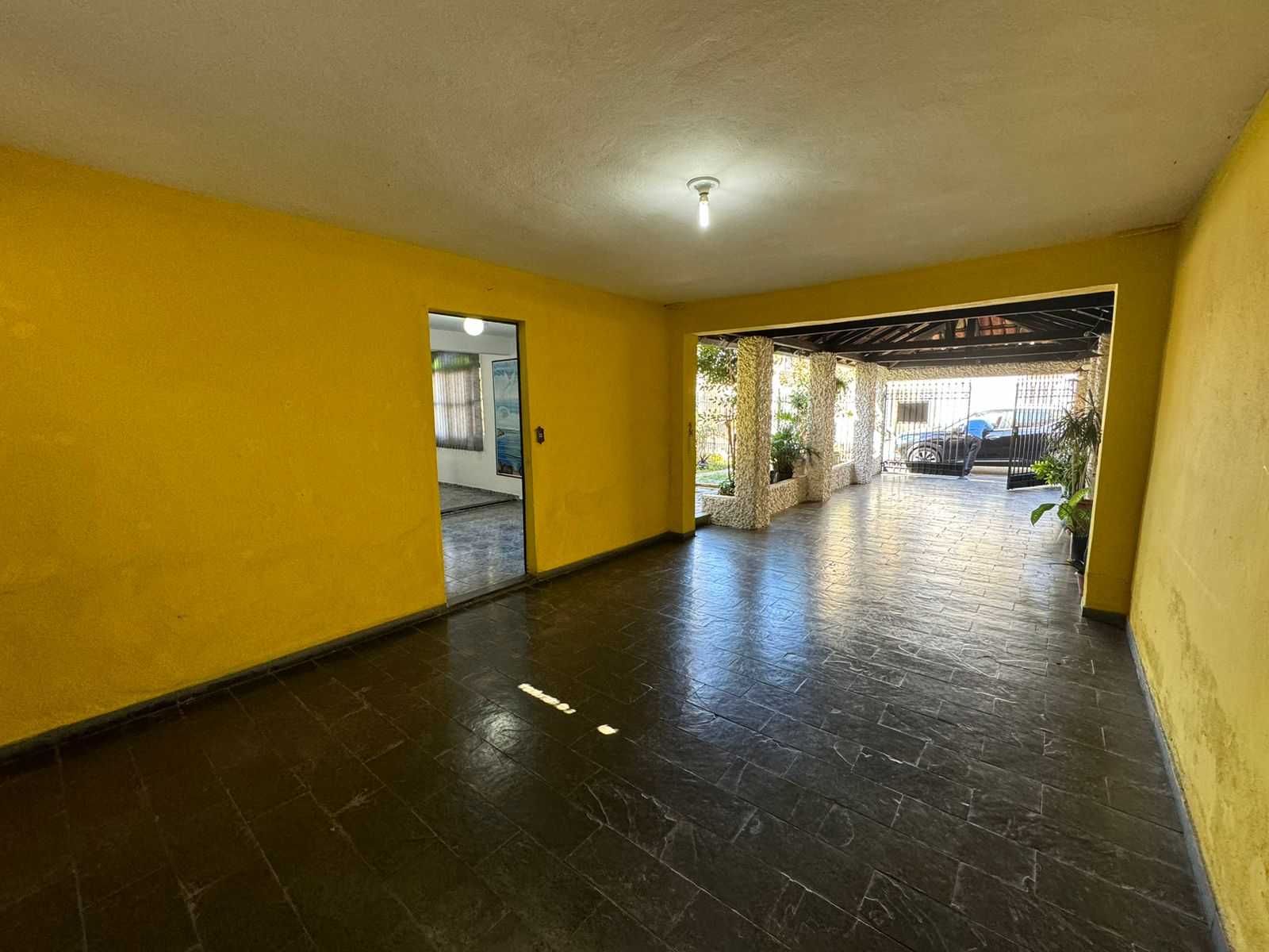 Casa à venda com 3 quartos, 147m² - Foto 3