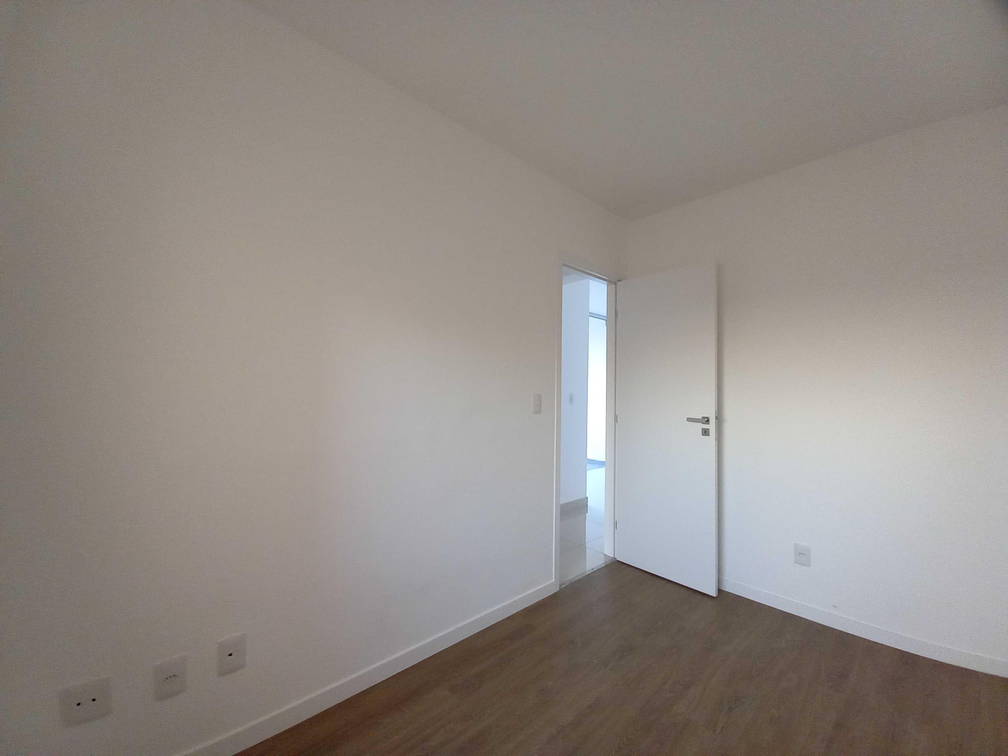 Apartamento à venda com 3 quartos, 150m² - Foto 8