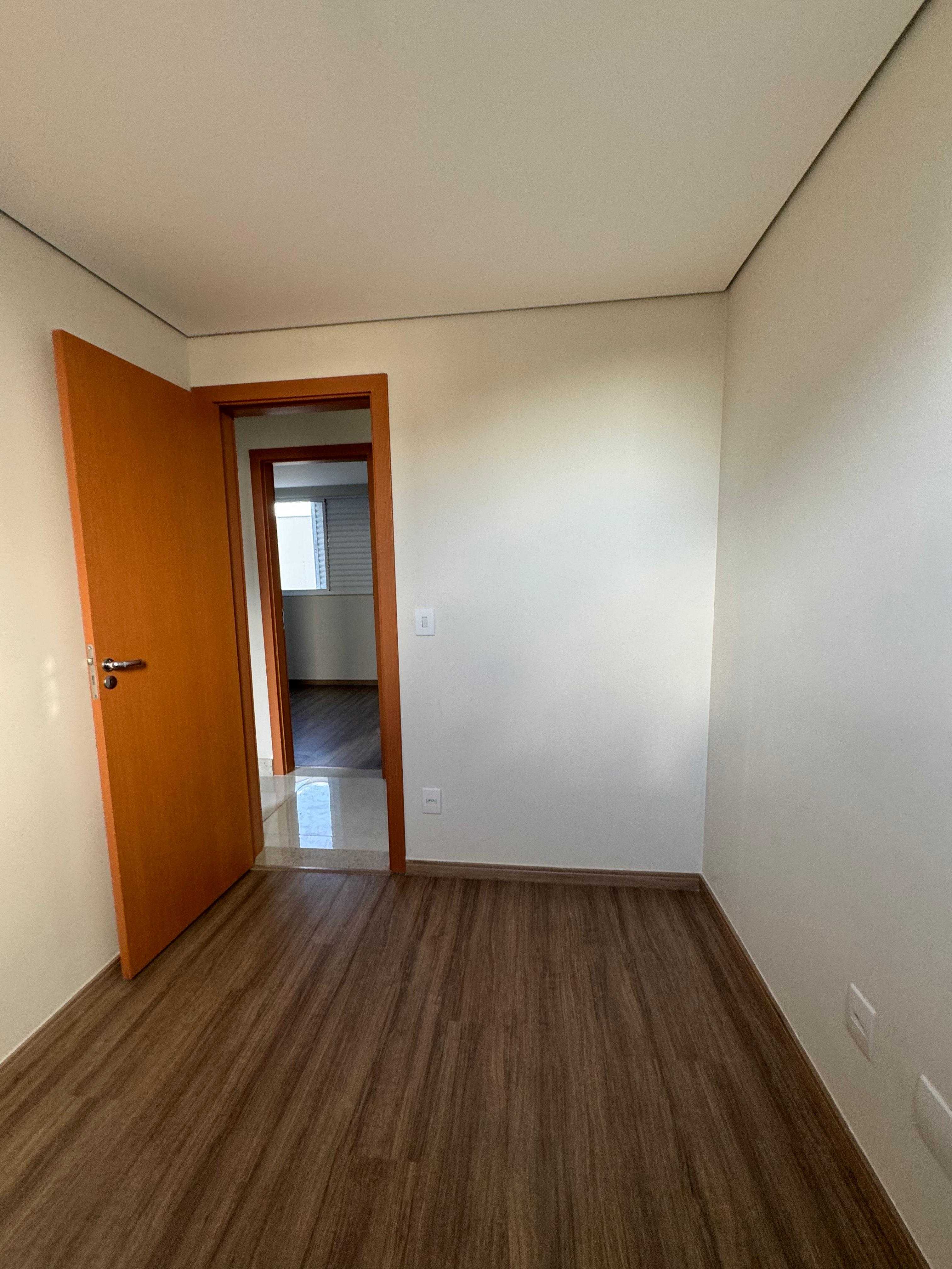 Apartamento à venda com 4 quartos, 183m² - Foto 14