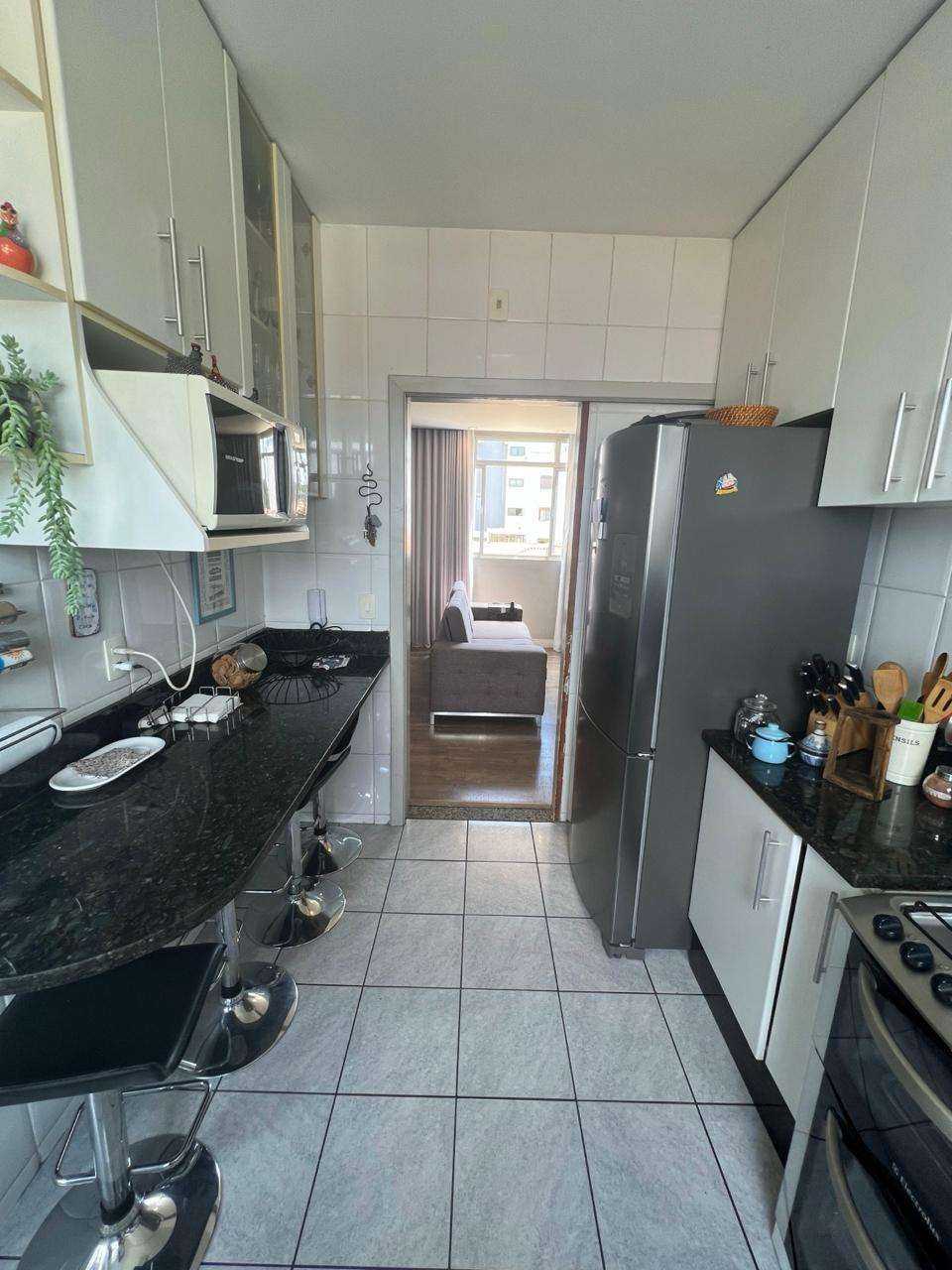 Apartamento à venda com 3 quartos, 121m² - Foto 6