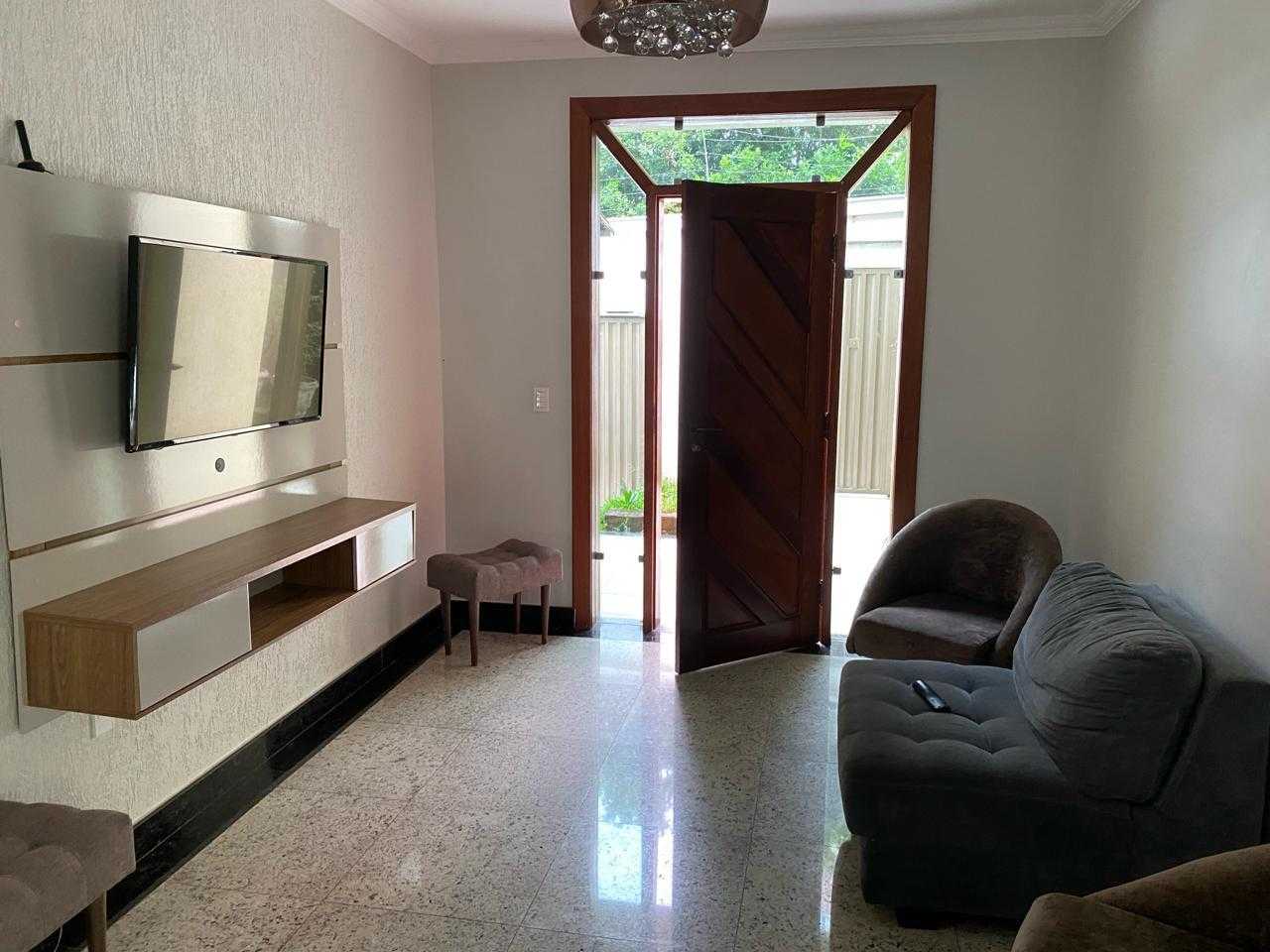 Casa à venda com 6 quartos, 320m² - Foto 11