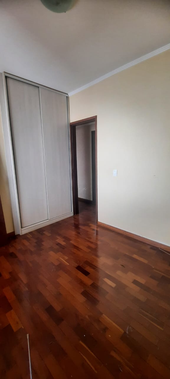 Apartamento à venda com 3 quartos, 120m² - Foto 12