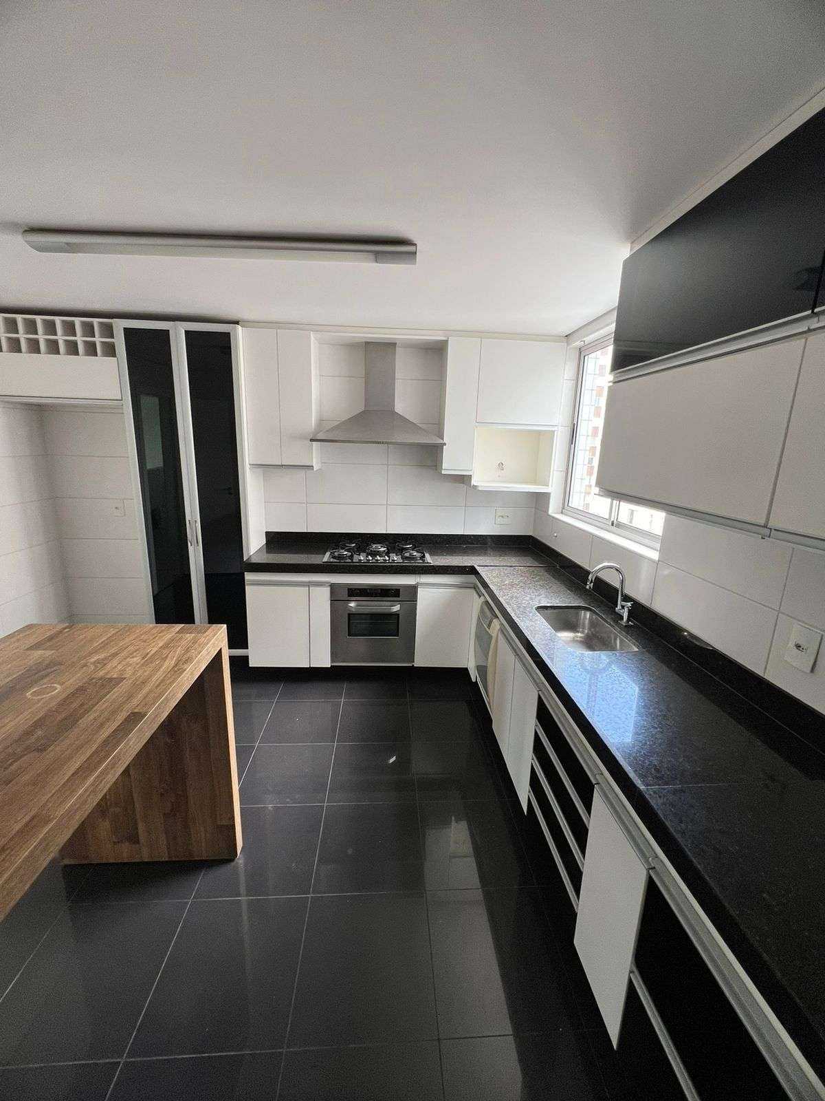 Apartamento à venda com 4 quartos, 146m² - Foto 18