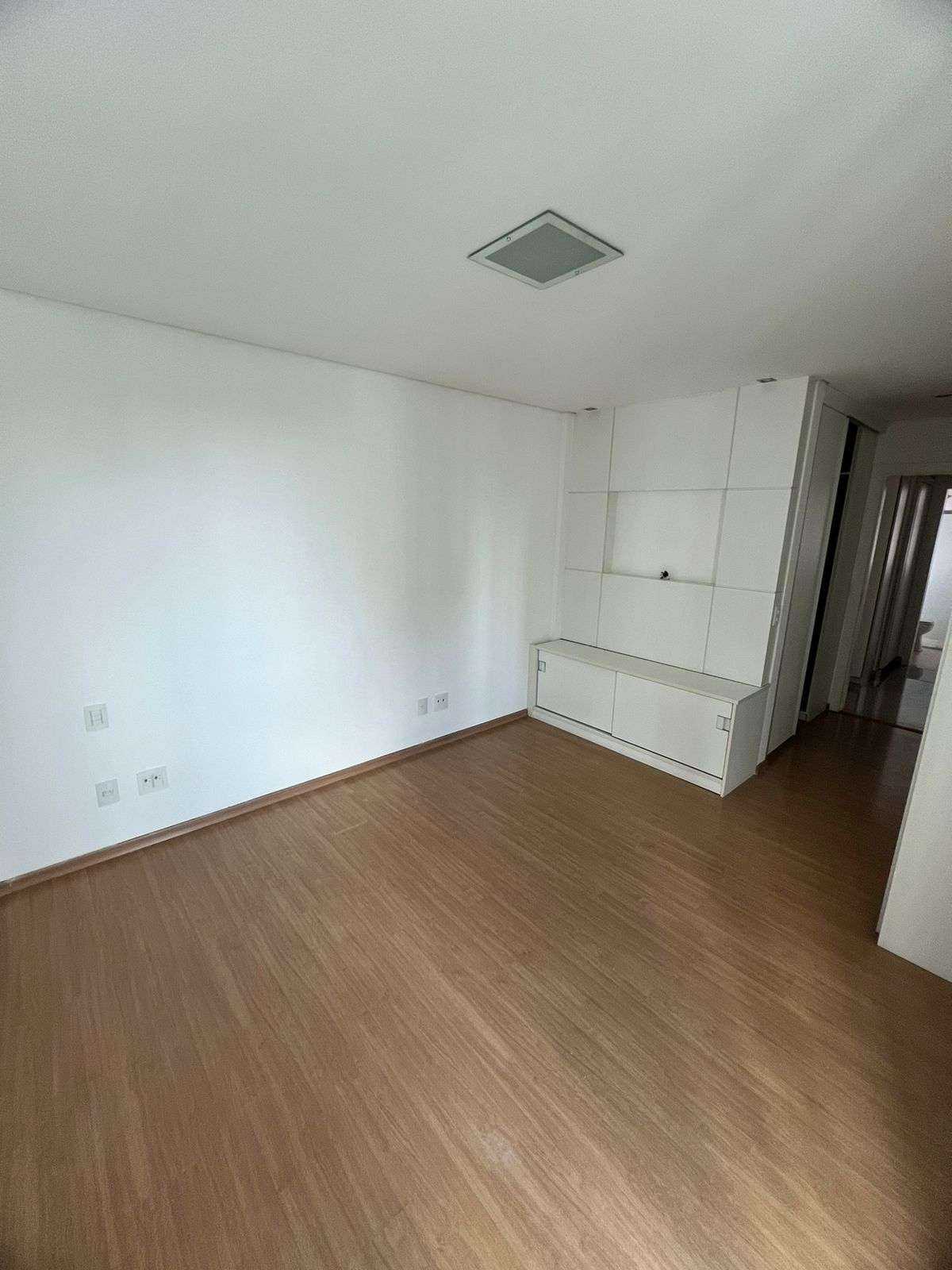 Apartamento à venda com 4 quartos, 146m² - Foto 7