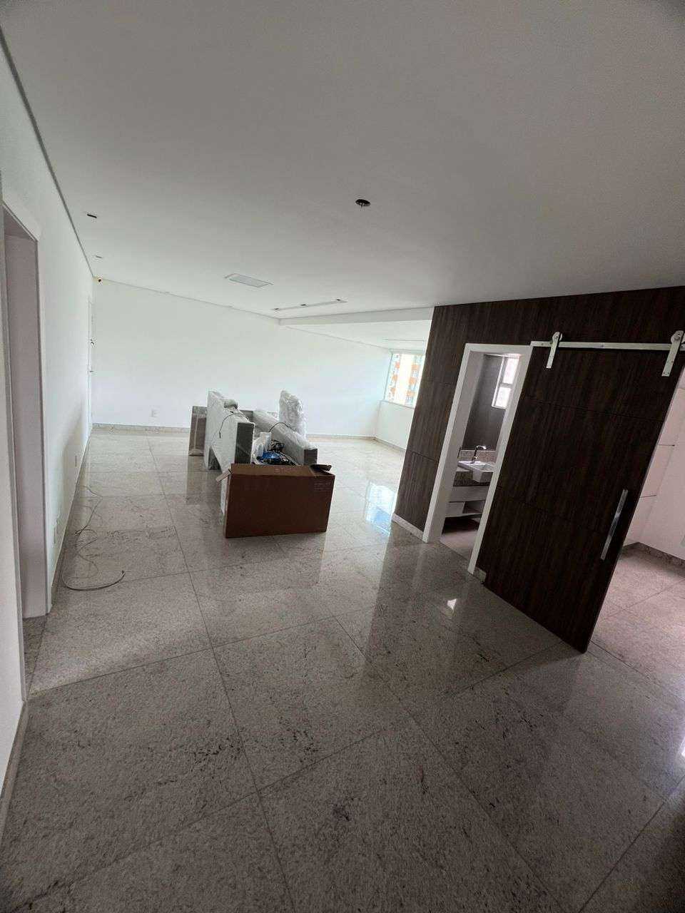 Apartamento à venda com 4 quartos, 146m² - Foto 3