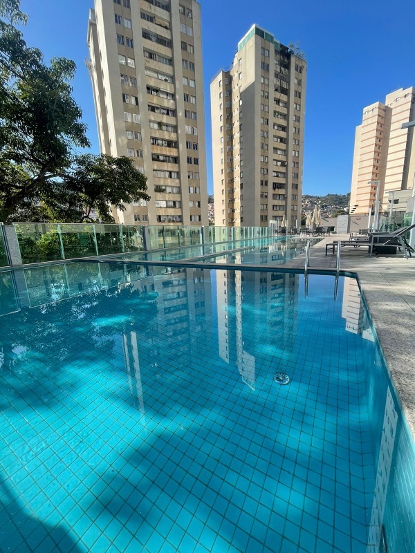 Apartamento à venda com 3 quartos, 85m² - Foto 1