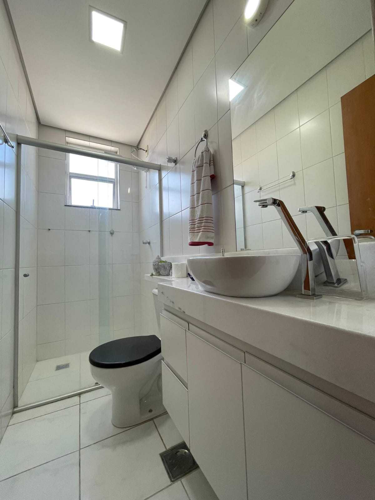 Apartamento à venda com 2 quartos, 66m² - Foto 13