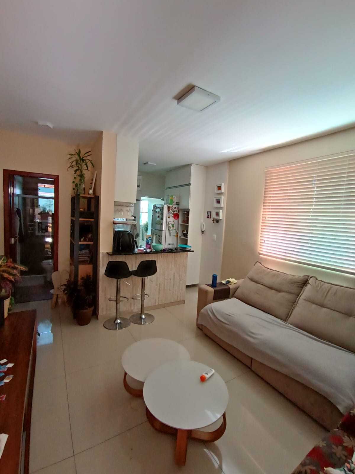 Apartamento à venda com 2 quartos, 81m² - Foto 1