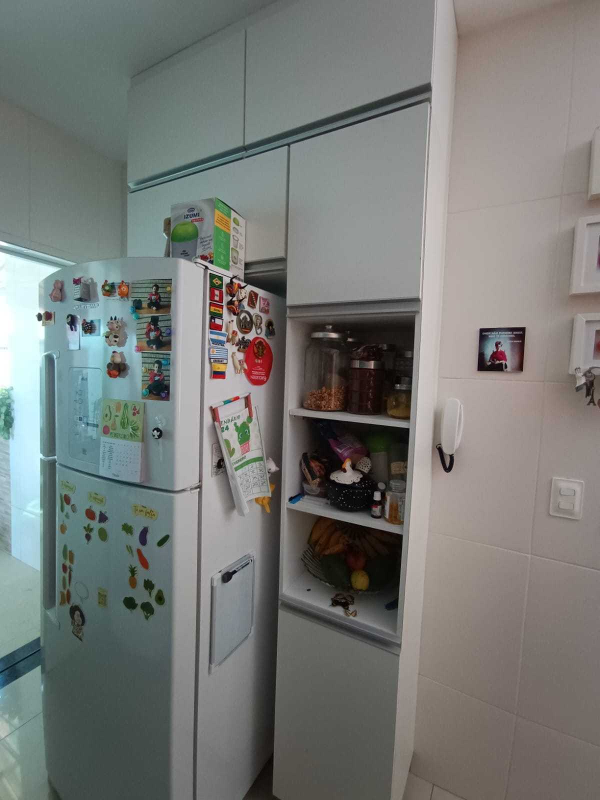 Apartamento à venda com 2 quartos, 81m² - Foto 3