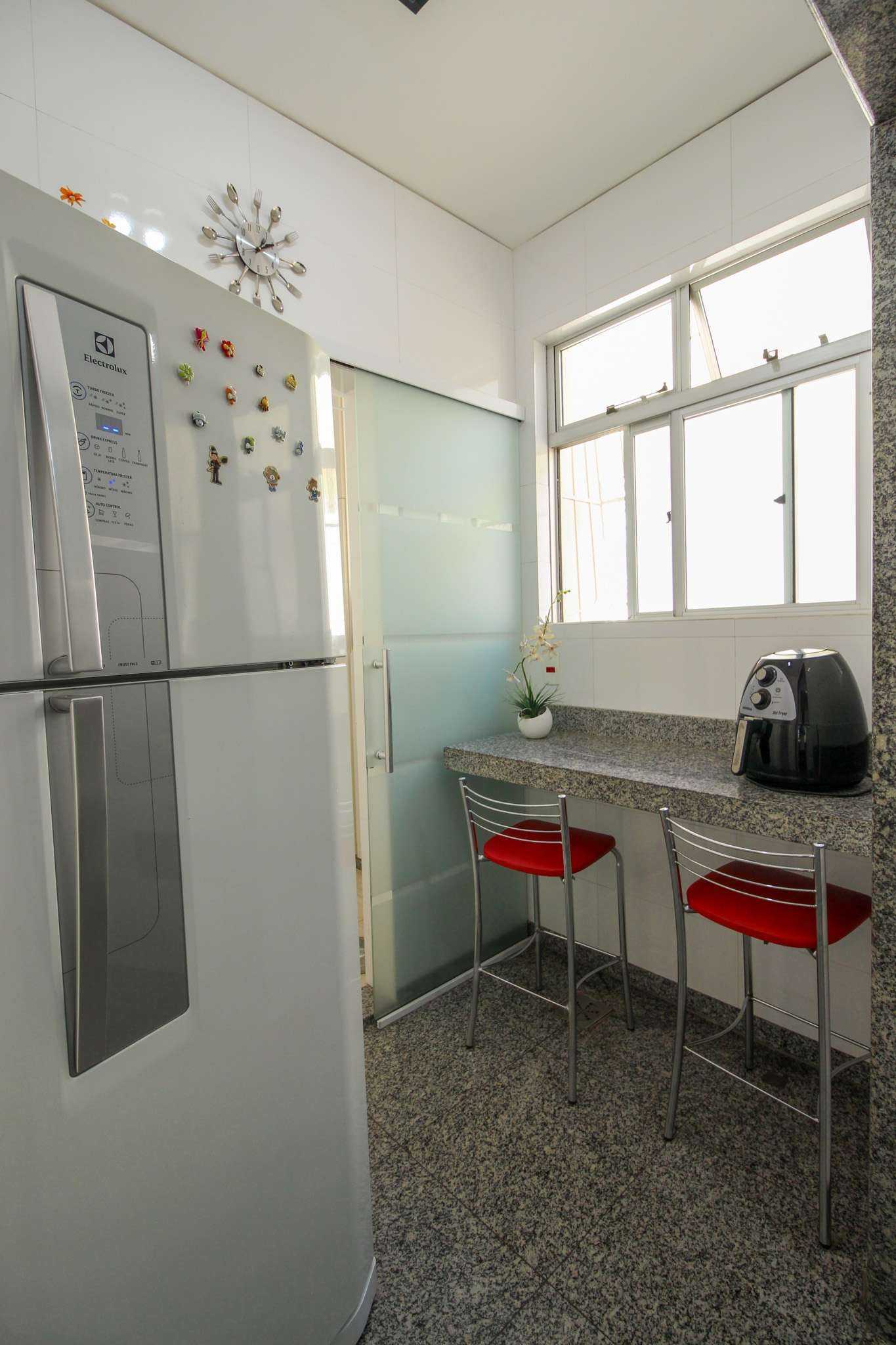 Apartamento à venda com 3 quartos, 96m² - Foto 17