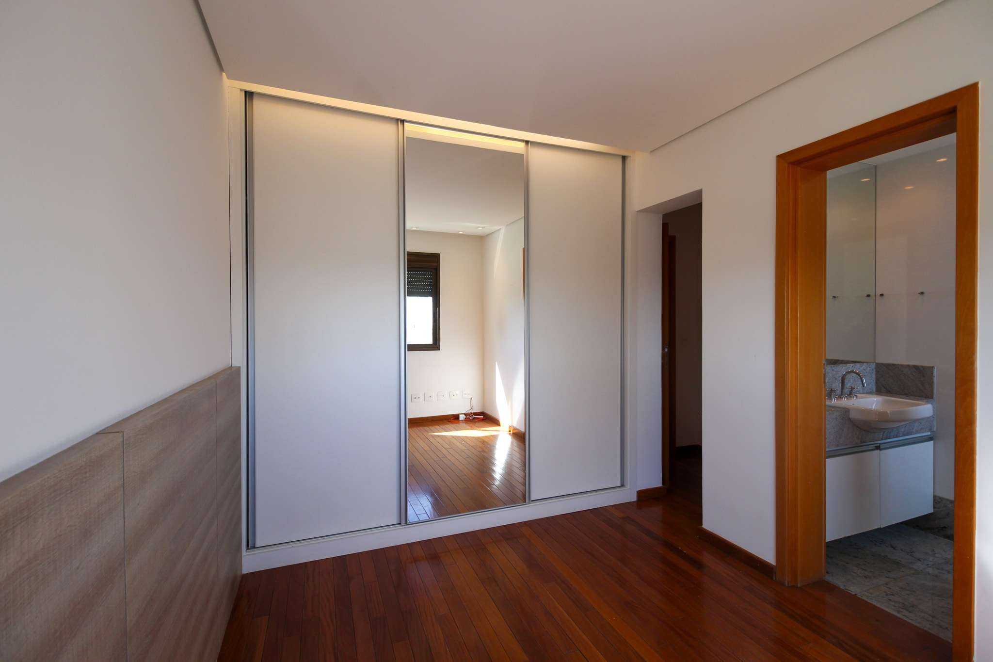 Apartamento à venda com 4 quartos, 158m² - Foto 10