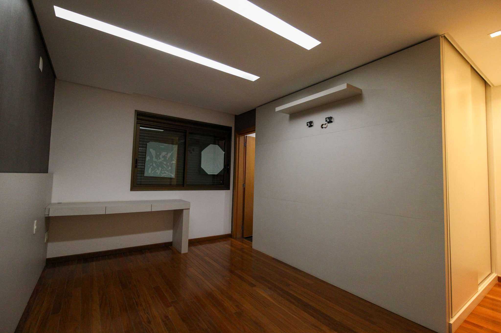 Apartamento à venda com 4 quartos, 158m² - Foto 3