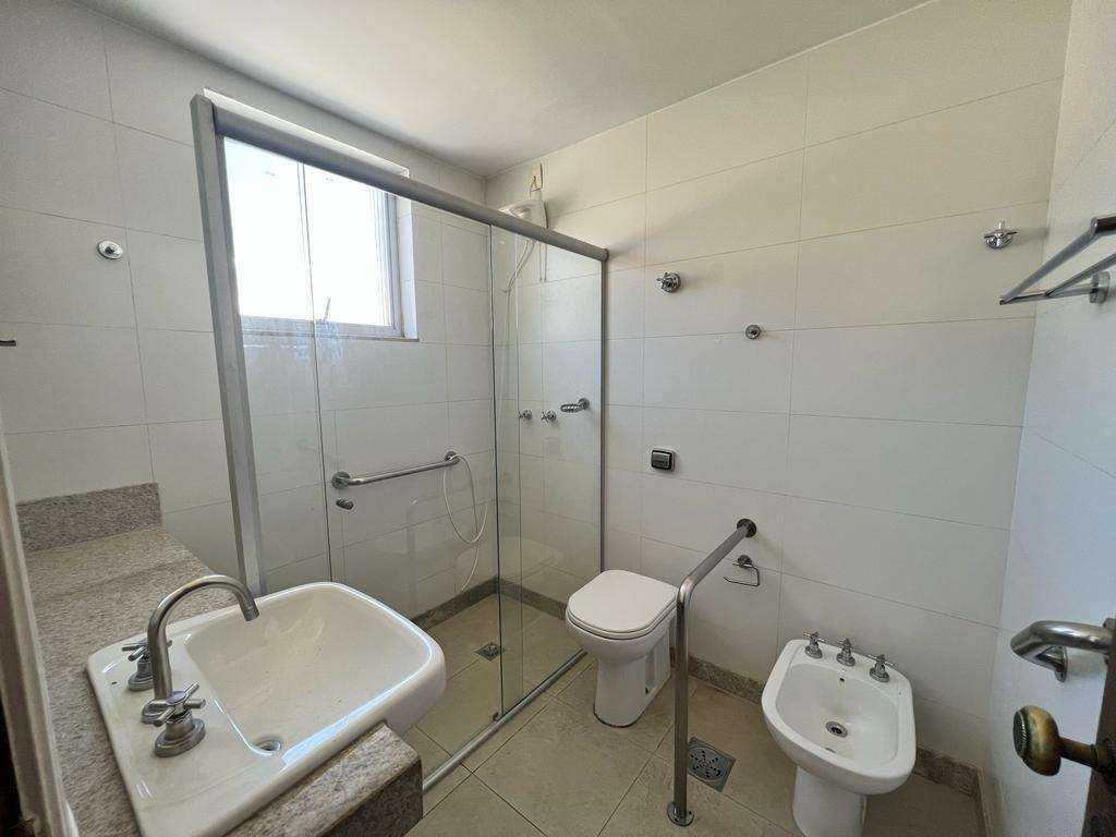 Apartamento à venda com 4 quartos, 180m² - Foto 7