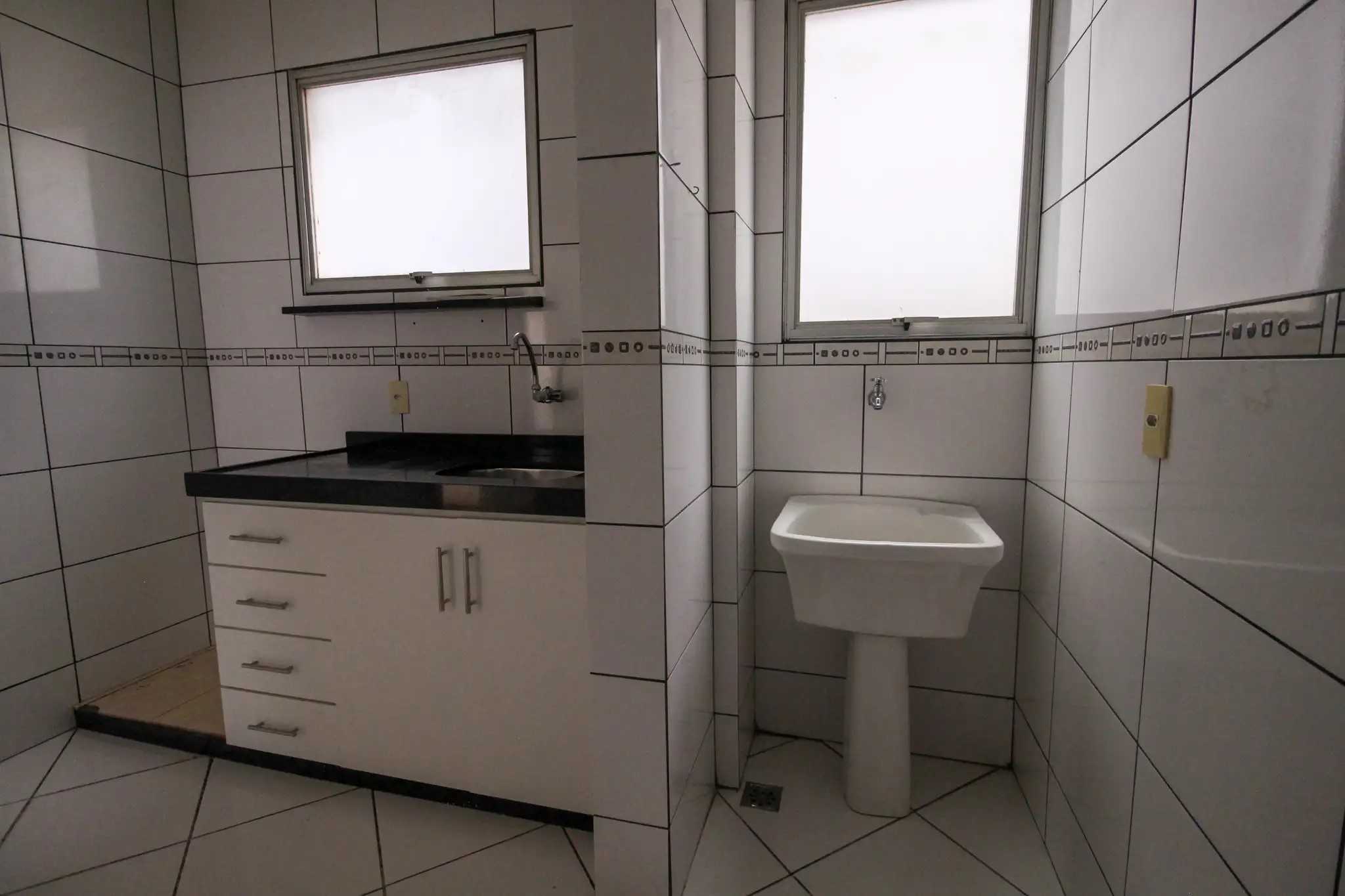 Apartamento à venda com 2 quartos, 45m² - Foto 1