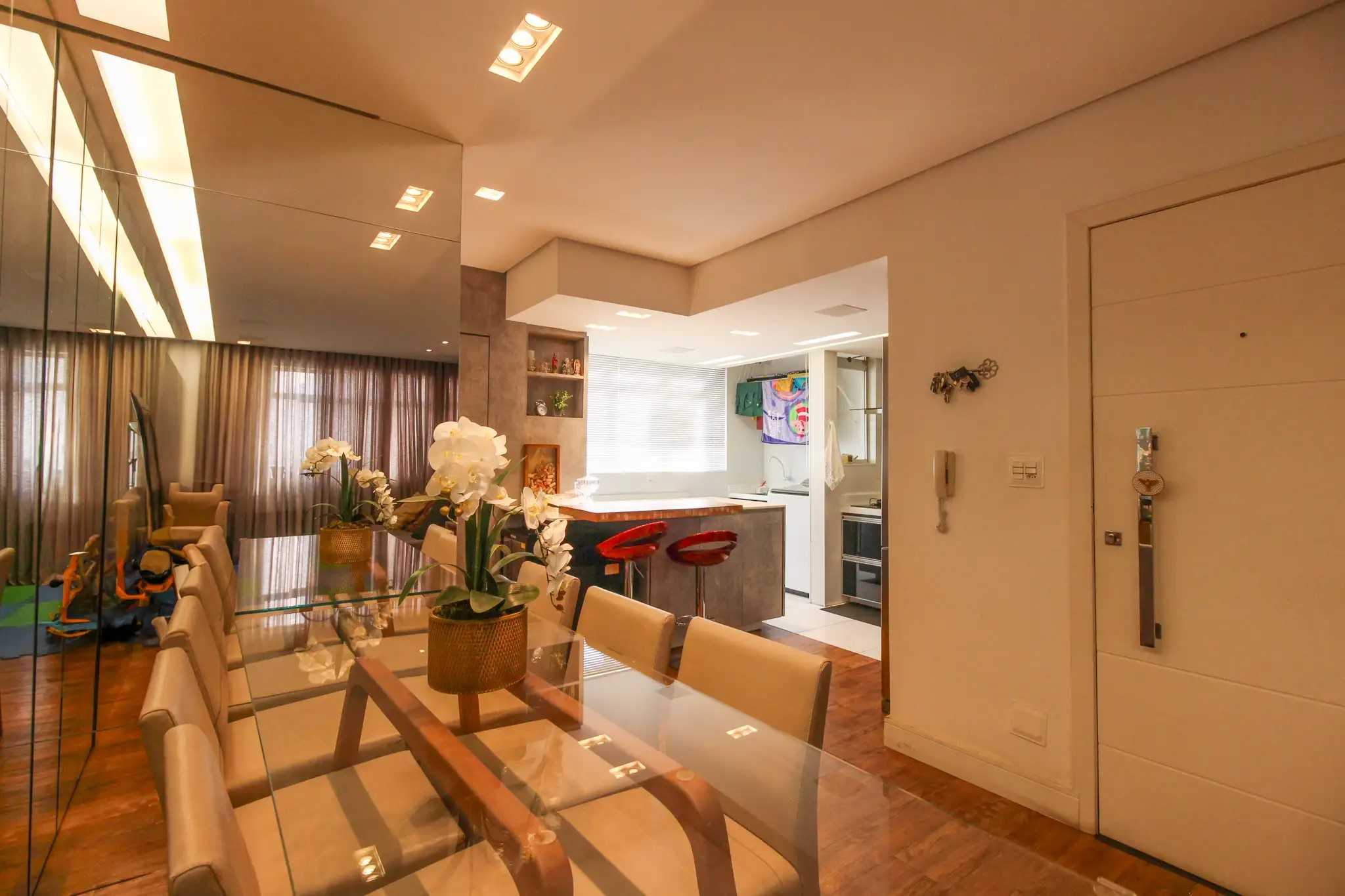 Apartamento à venda com 3 quartos, 100m² - Foto 3