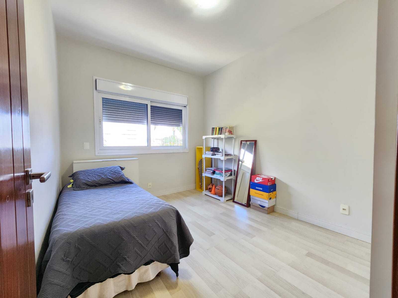 Casa à venda com 4 quartos, 80m² - Foto 15