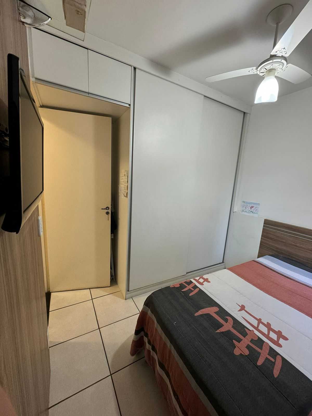 Apartamento à venda com 2 quartos, 75m² - Foto 9