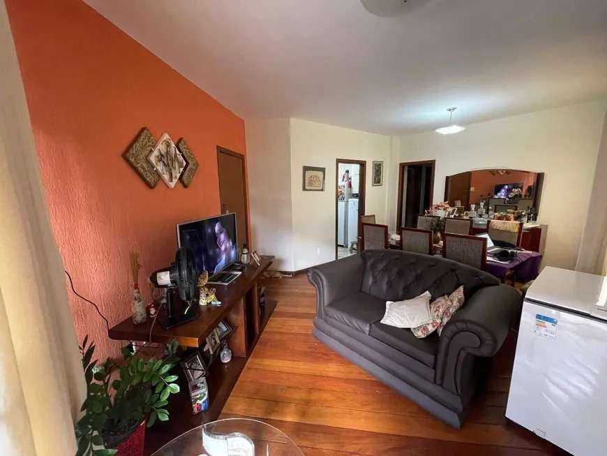 Apartamento à venda com 4 quartos, 130m² - Foto 2