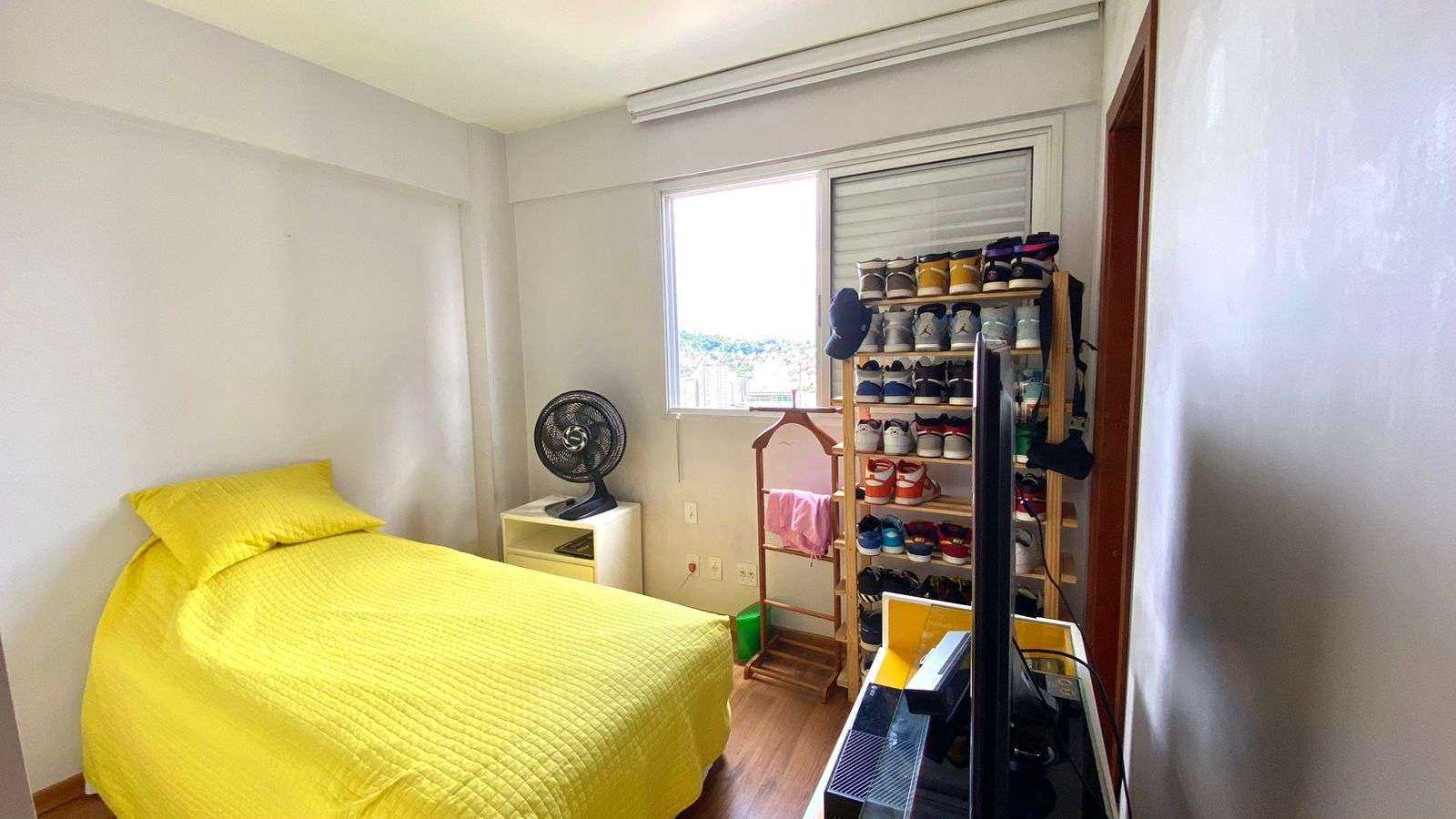 Apartamento à venda com 4 quartos, 155m² - Foto 9