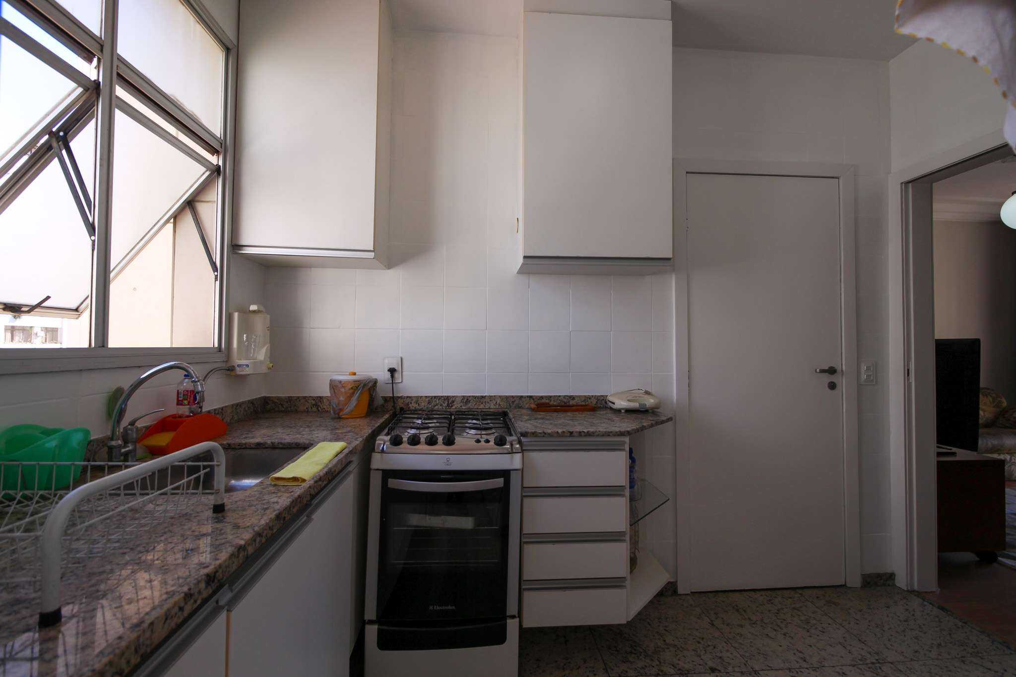 Apartamento à venda com 3 quartos, 90m² - Foto 13