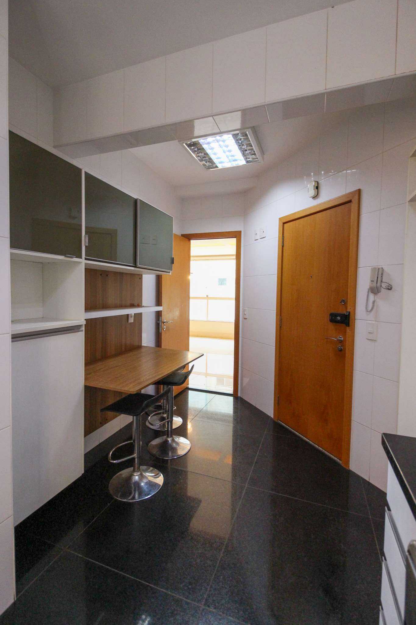 Apartamento à venda com 4 quartos, 134m² - Foto 22