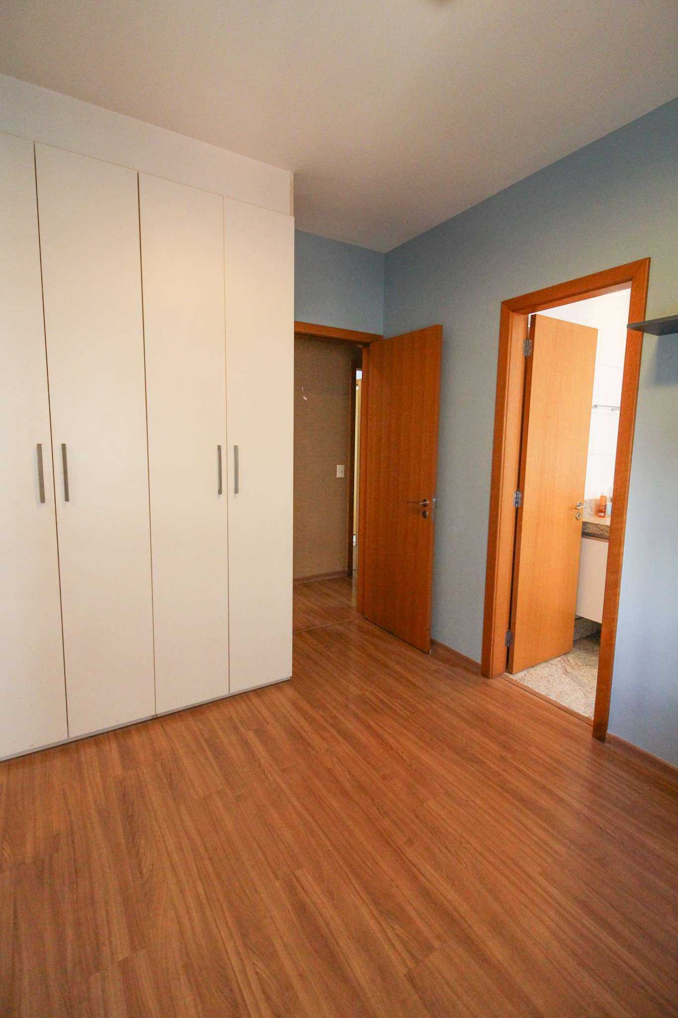 Apartamento à venda com 4 quartos, 134m² - Foto 5