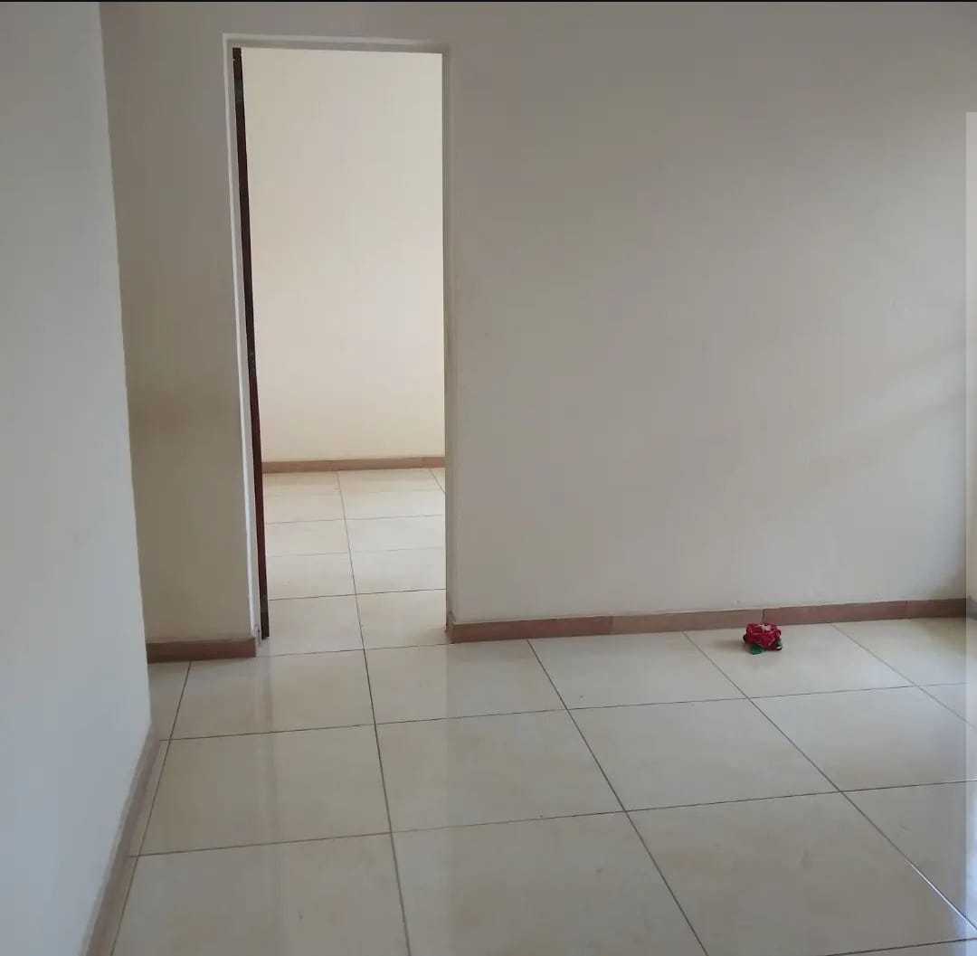 Casa à venda com 3 quartos, 500m² - Foto 7