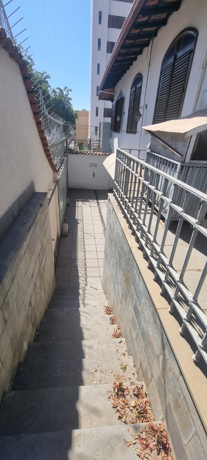 Casa para alugar com 4 quartos, 200m² - Foto 10