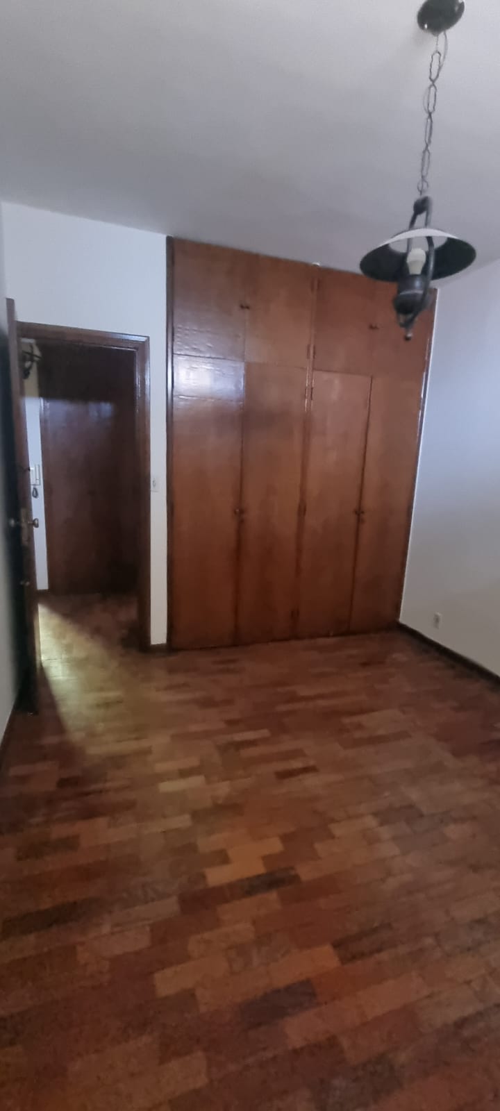 Casa para alugar com 4 quartos, 200m² - Foto 18