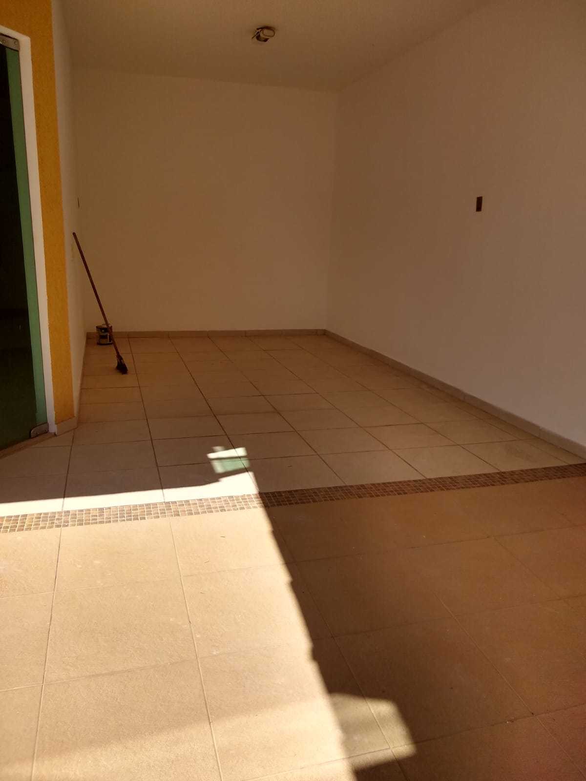 Casa à venda com 3 quartos, 130m² - Foto 3