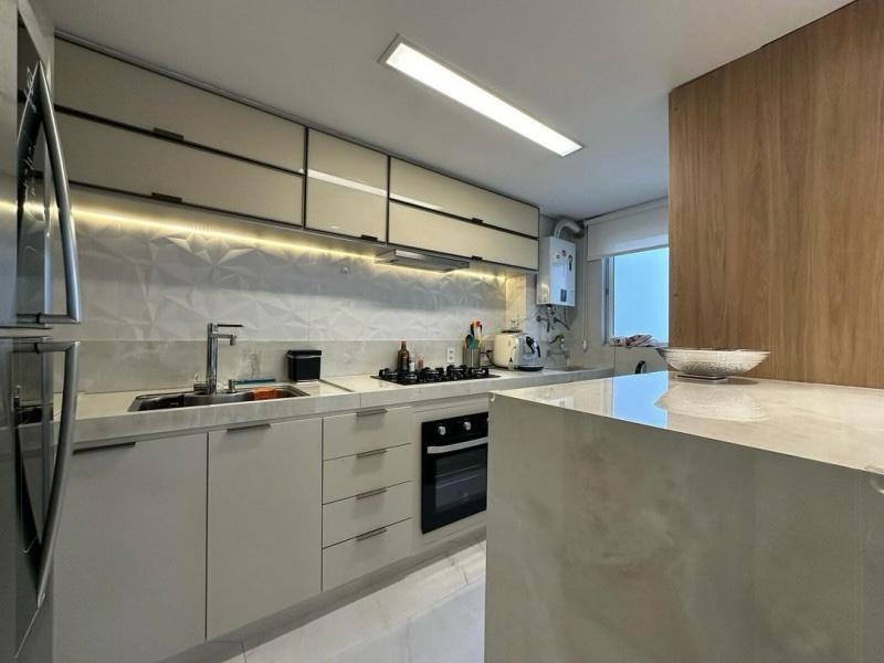 Apartamento à venda com 3 quartos, 70m² - Foto 14