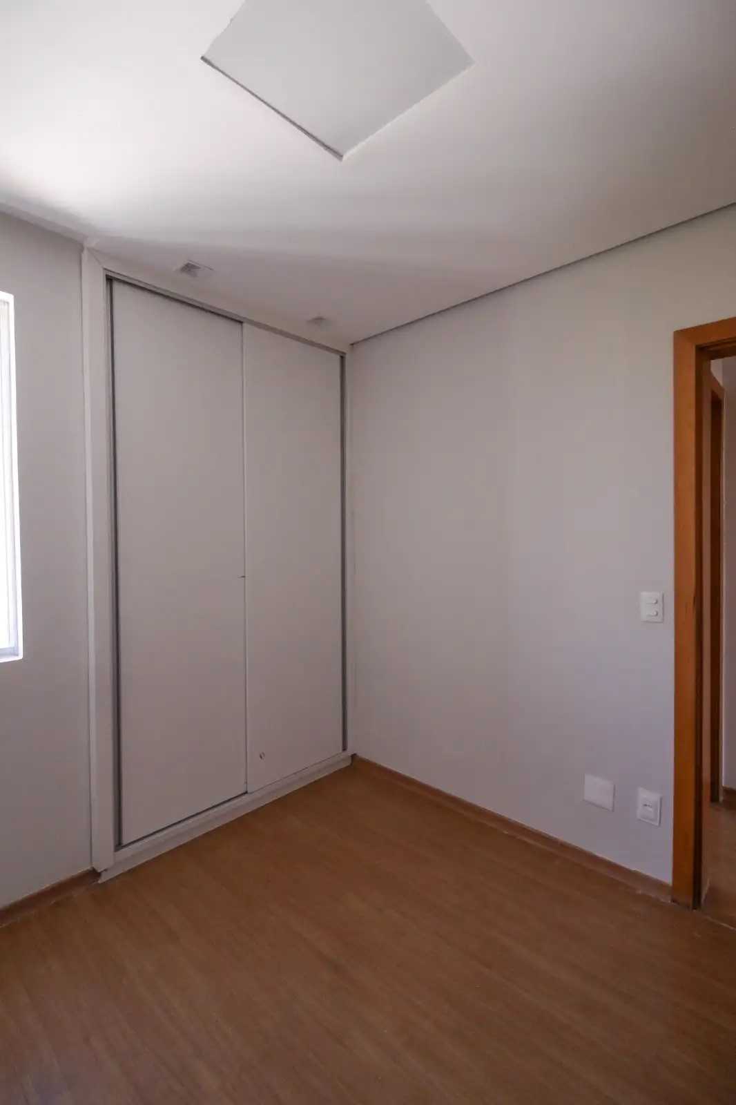 Apartamento à venda com 3 quartos, 80m² - Foto 7