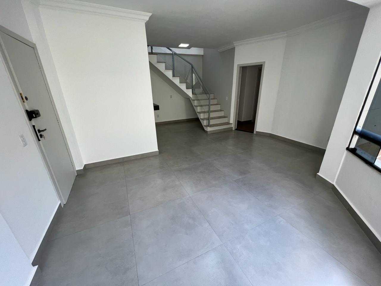 Cobertura para alugar com 3 quartos, 183m² - Foto 1