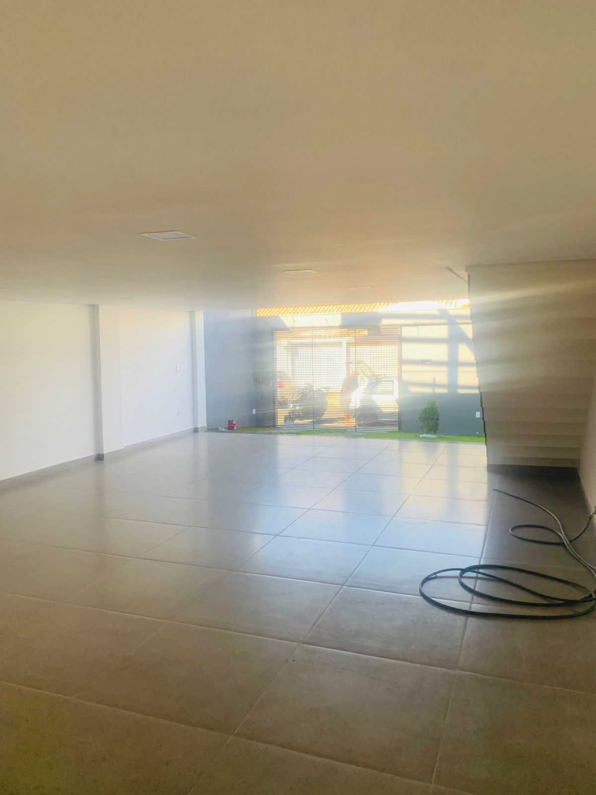 Casa à venda com 3 quartos, 180m² - Foto 7