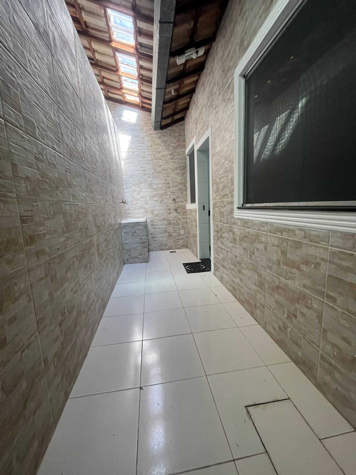 Casa à venda com 2 quartos, 90m² - Foto 25