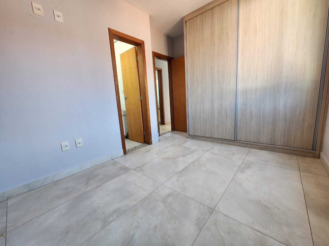 Apartamento à venda com 3 quartos, 74m² - Foto 2