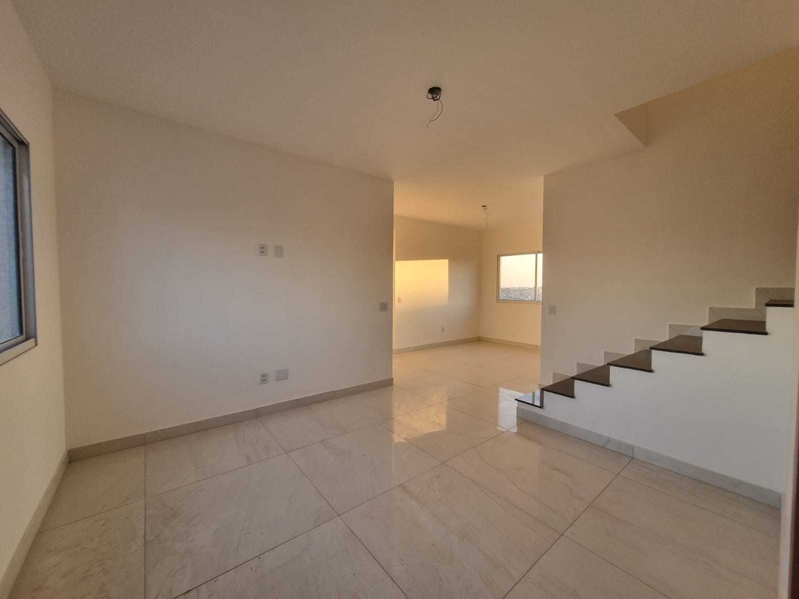 Cobertura à venda com 3 quartos, 100m² - Foto 2