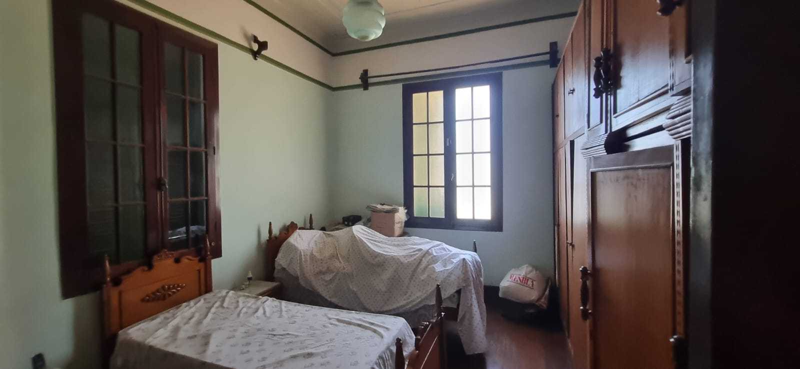 Casa à venda com 6 quartos, 381m² - Foto 11