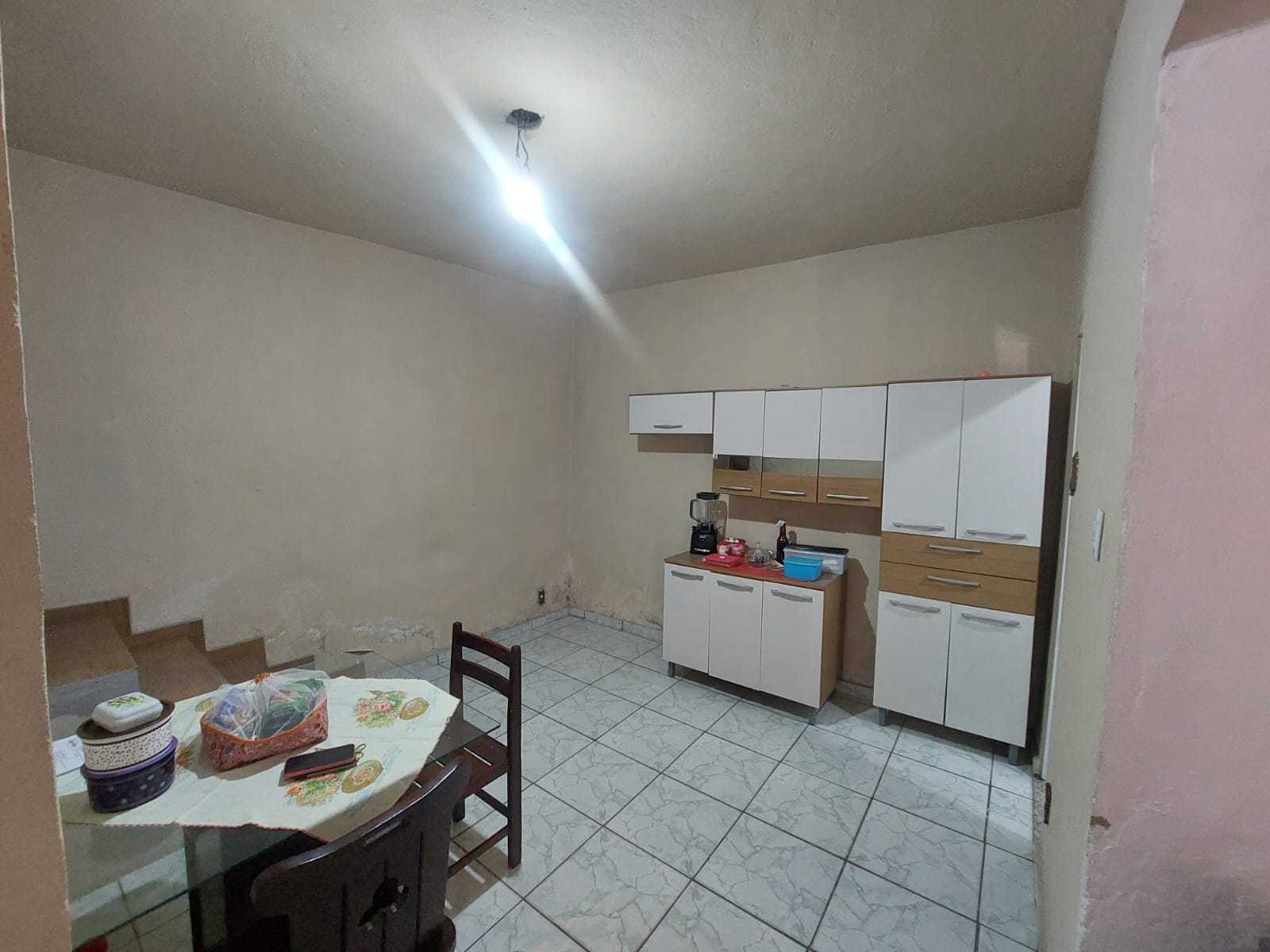 Casa à venda com 3 quartos, 200m² - Foto 5